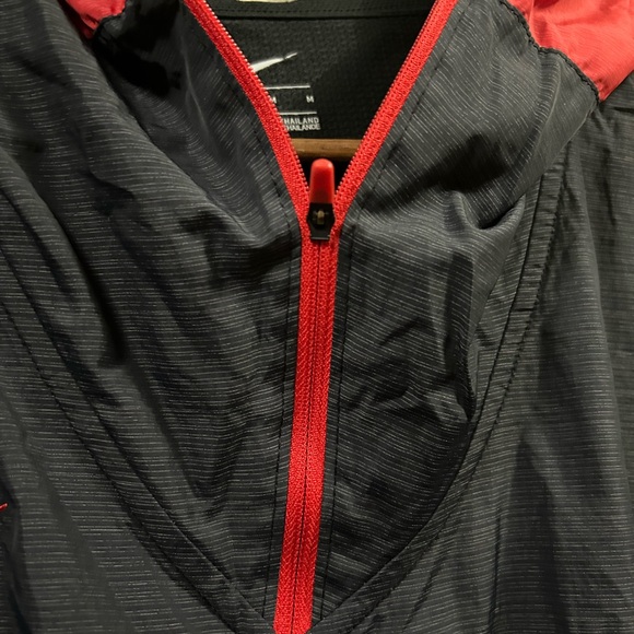 Nike 1/4 Zip Windbreaker Pullover Size Medium Gray/Red - Picture 10 of 13